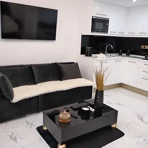 Despina's Palace Downtown Apartment