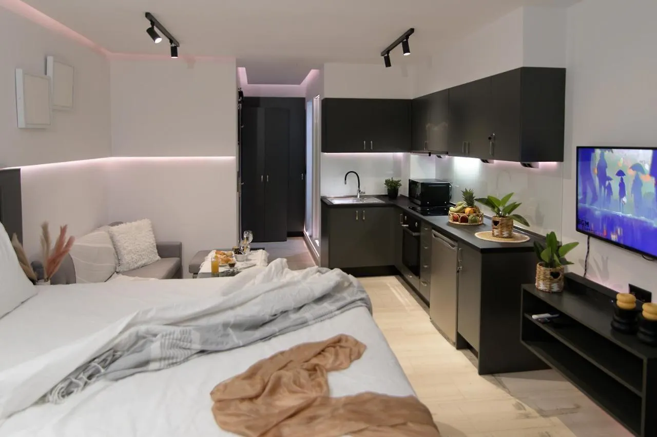 25 Dikaiosinis Ave. Apartment Heraklion  0*, Heraklion (Crete) Greece